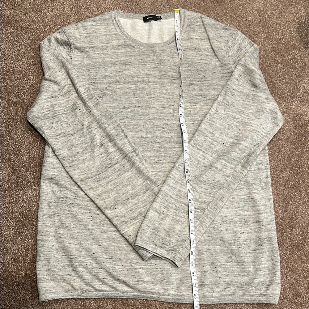 Vince 100% Linen Gray Sweater for Men